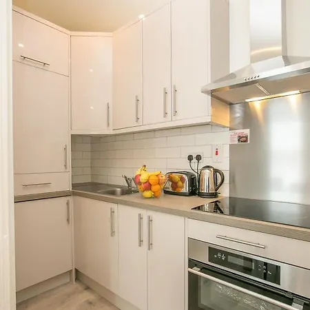 Daire St Stephen's District-1