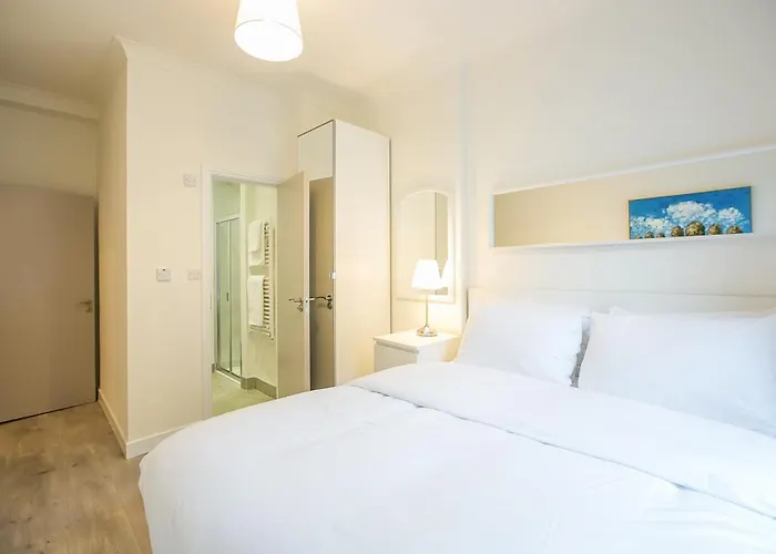 Appartamento St Stephen's District-1 *